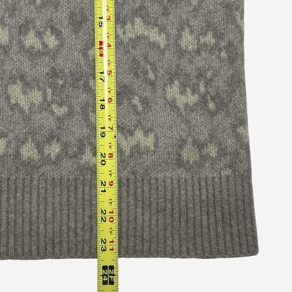 Athleta Merino Wool Blend Crewneck Sweater Hawthorn Animal Print • Size Large - Picture 6 of 9